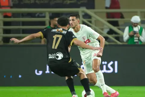 دقيقة بدقيقة.. الزمالك 0-0 بيراميدز.. رأسية قوية 